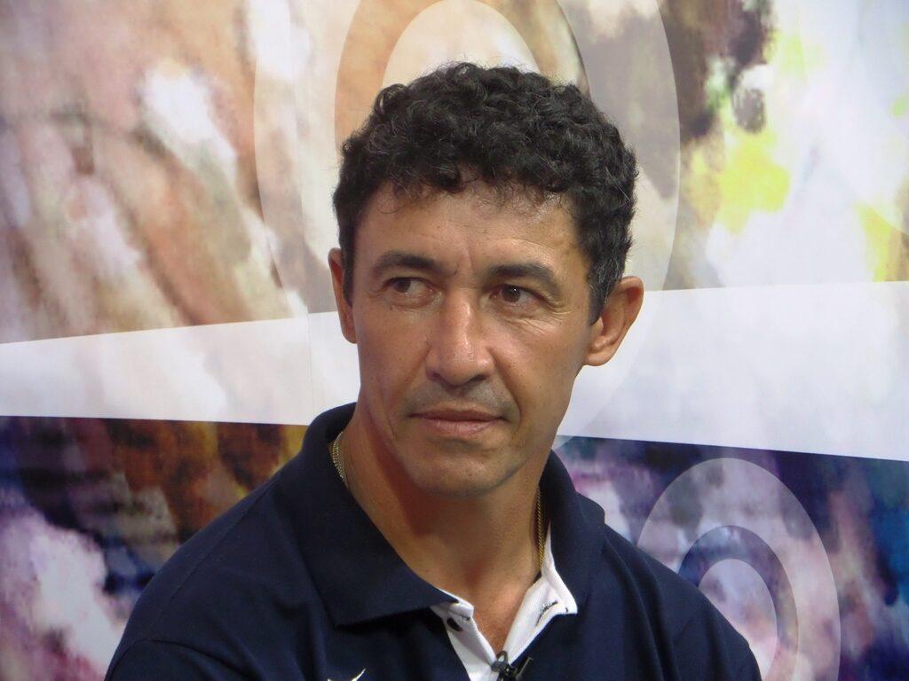 Carmópolis: Técnico Betinho estreia em casa com vitória na A2