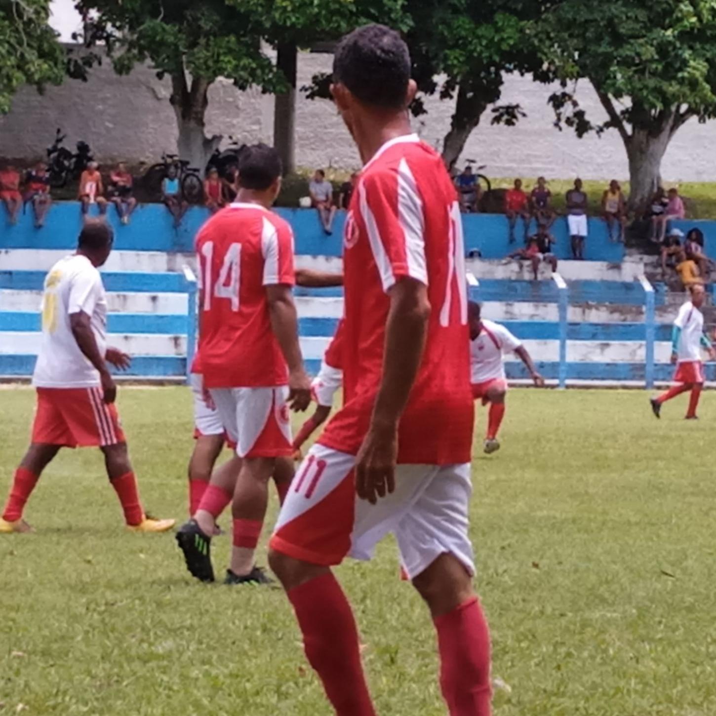 Começou domingo,  a Copa Esperança de Futebol Amador de quarentões em estância