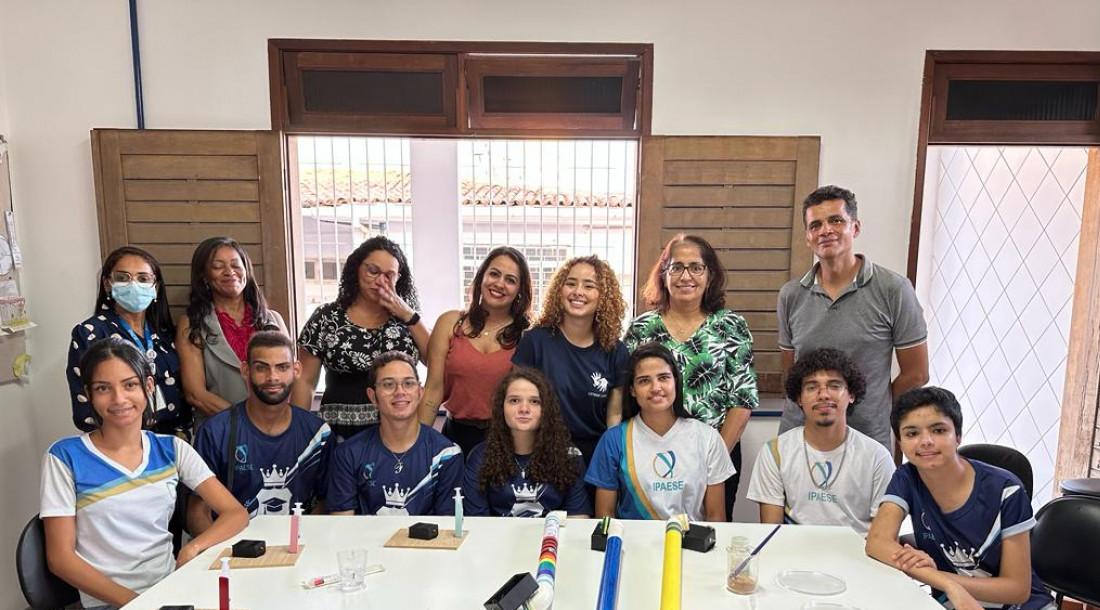 Sergipe desenvolve projeto para educação científica de jovens surdos