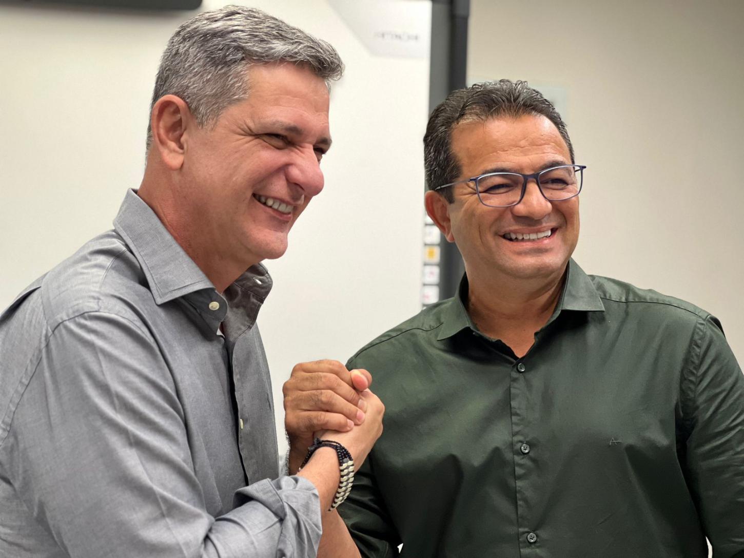 Prefeito Adailton, de Itabaiana, consegue mais de 20 milhões em recursos com o senador Rogério Carvalho