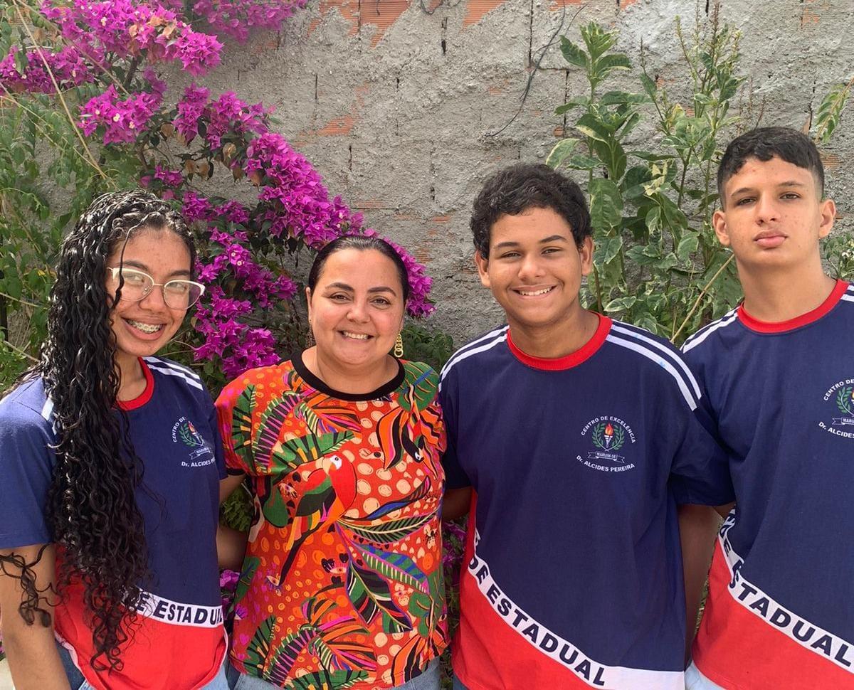 Alunos da rede estadual conquistam medalhas de ouro, prata e bronze em Olimpíada