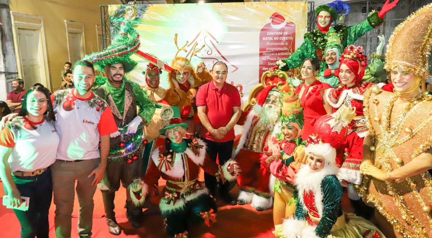 As luzes do Natal tomaram conta da Praça Barão de Santa Rosa