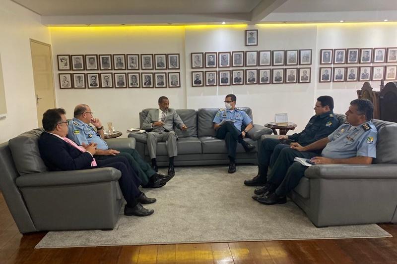 Comando recebe promotores para debater mudanças em benefício das vítimas atendidas em ocorrências