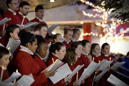 Corais iniciam temporada de cantatas de Natal, no RioMar Aracaju