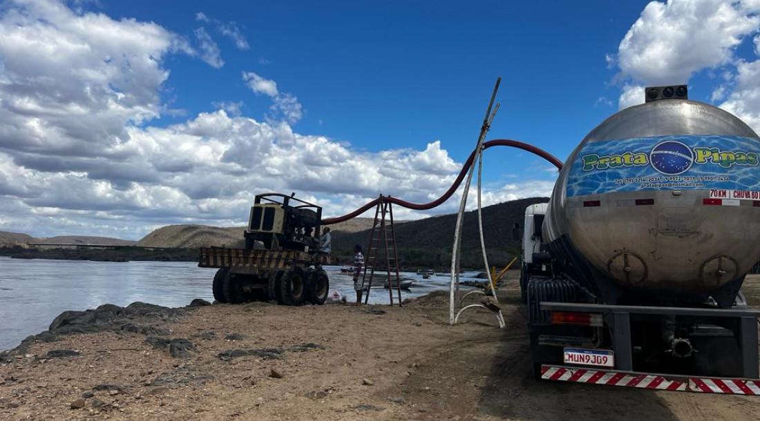 Deso garante abastecimento de água no sertão sergipano durante os períodos de estiagem