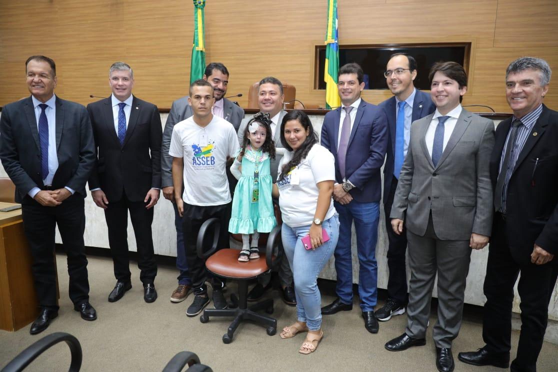 Kaká Santos destaca visita de criança com doença rara à Alese
