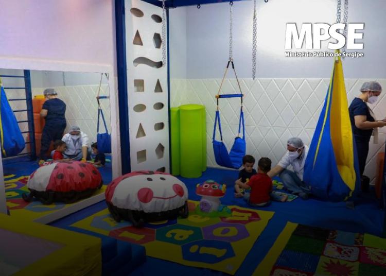 MPE firma Acordo para garantir matrícula antecipada aos alunos da educação especial na rede estadual de ensino e em Aracaju
