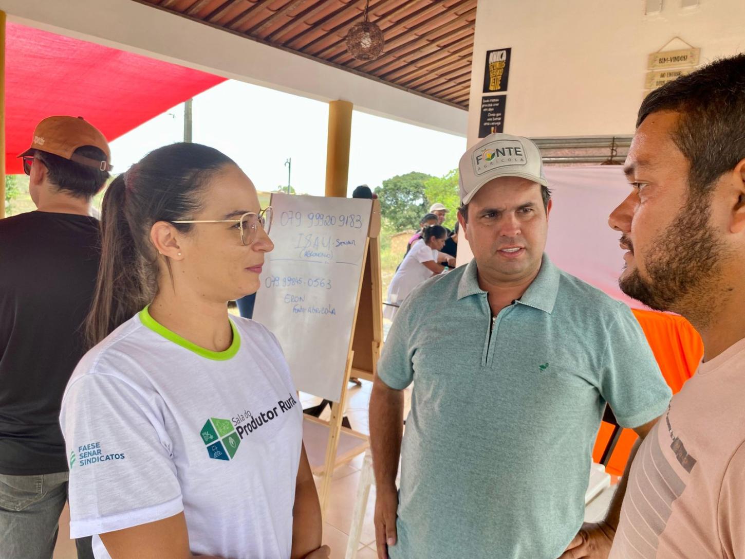 Palestra sobre o cultivo do abacaxi é realizada em Riachão do Dantas