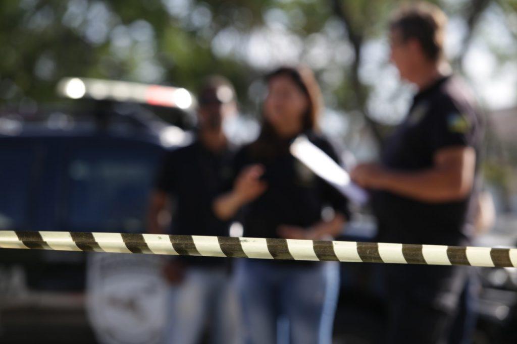 PC prende investigados por roubo a supermercado em Campo do Brito