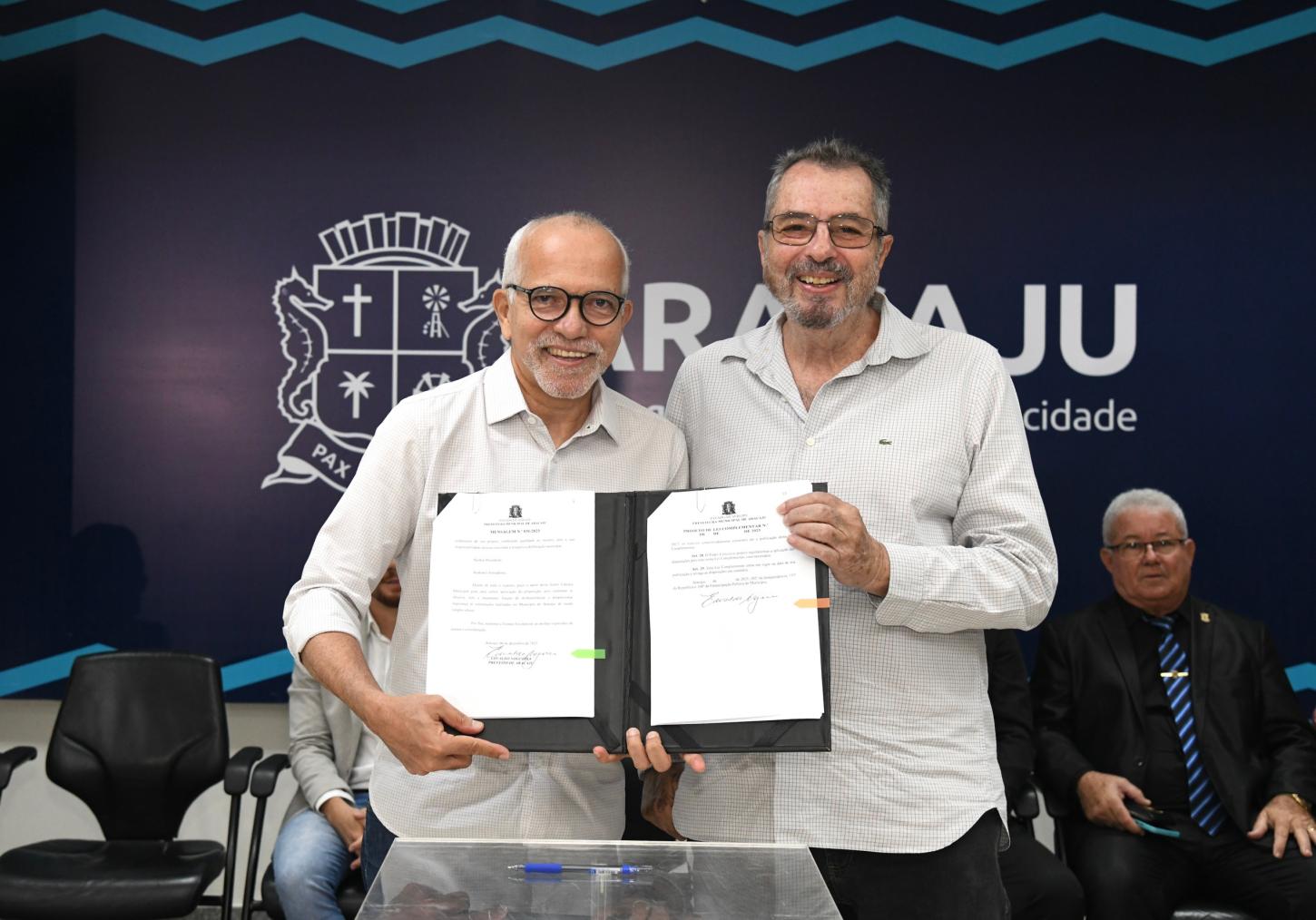 Prefeito Edvaldo apresenta projeto de lei para criação de sistema de licenciamento autodeclaratório
