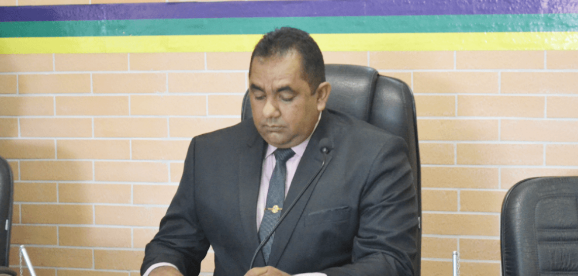 Prefeito revoga decreto que suspendia serviços por 30 dias em Canindé