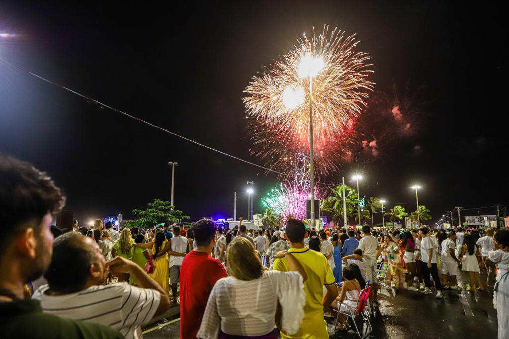 Réveillon 2024: população elogia programação da tradicional festa