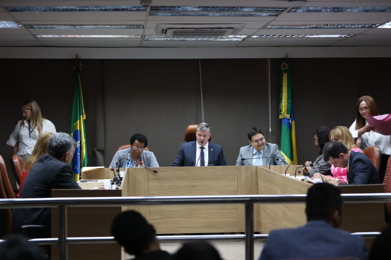 Revisão de vencimentos para servidores do TCE/SE é aprovado