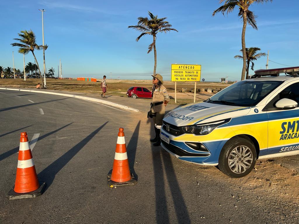 Transito na Orla da Atalaia permanece com alterações neste domingo