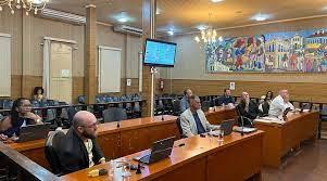 Vereadores aprovam projeto de qualificação para jovens em sessão extraordinária