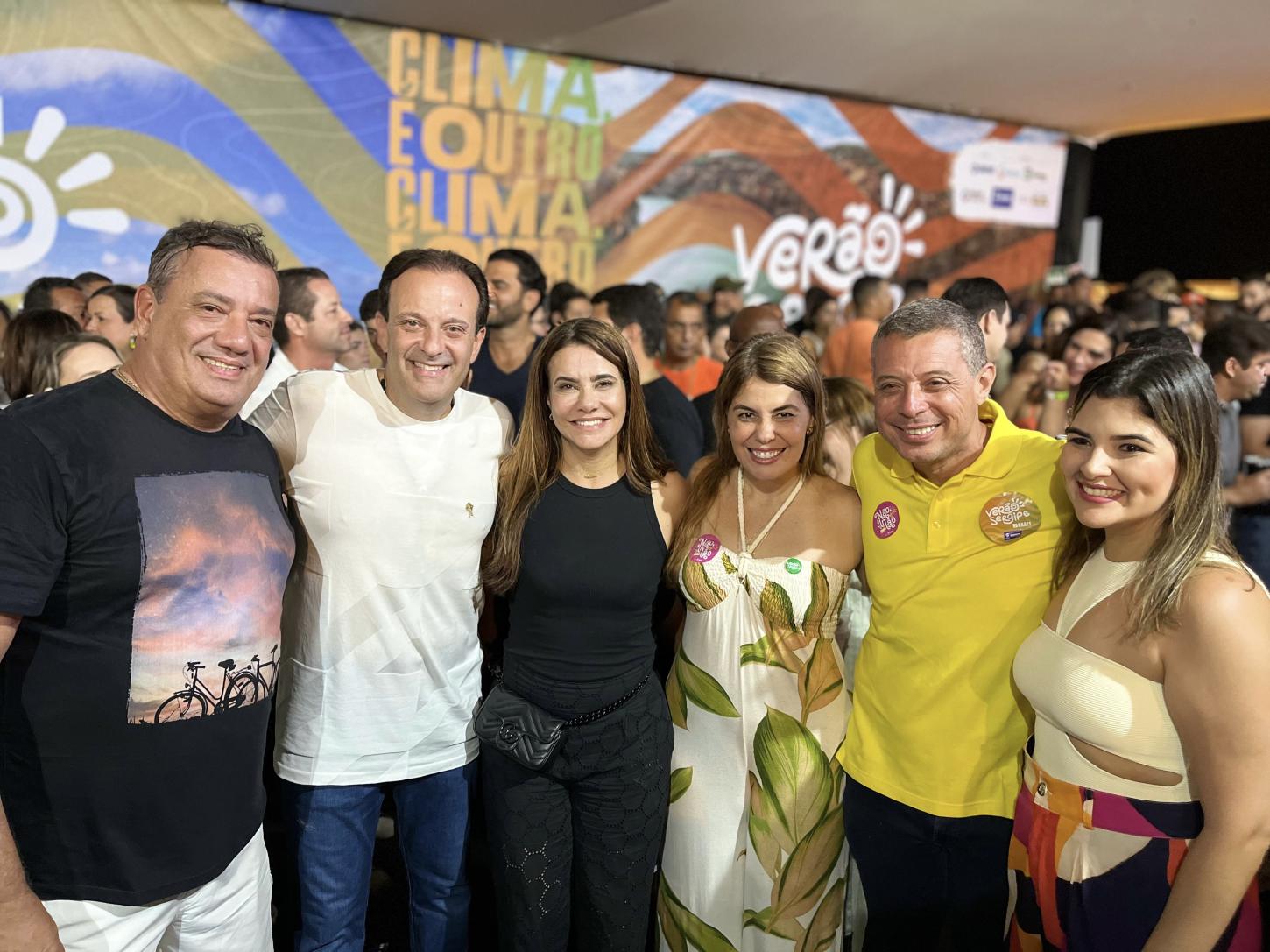 André Moura dialoga com lideranças e participa do Verão Sergipe em Pacatuba