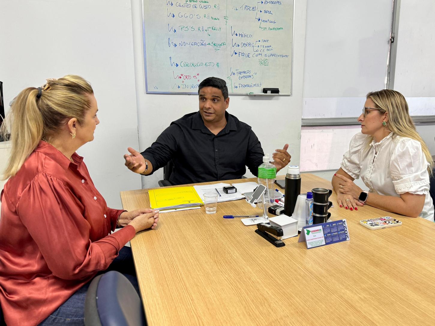 Deputada Áurea Ribeiro visitou Hospital de Urgência de Sergipe e destaca excelência da nova Gestão Diretiva