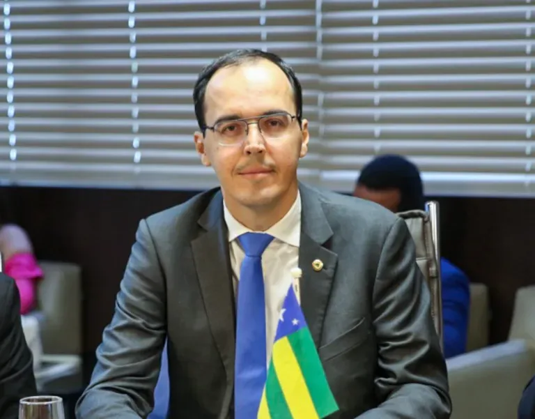Deputado Georgeo Passos assume como tesoureiro da Unale