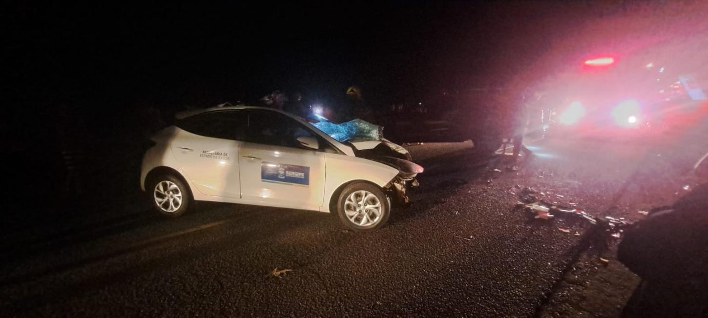 Duas pessoas morrem e duas ficam feridas em acidente com carro da Secretaria de Saúde de Sergipe
