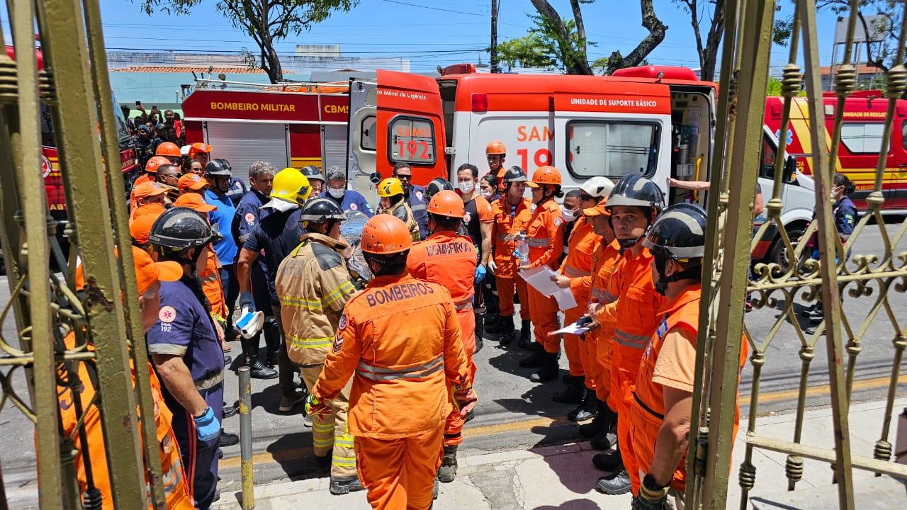 IML confirma que vítimas morreram por ação contundente provocada pelo desabamento de residencial