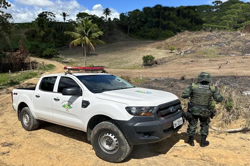 PM flagra desmatamento em área de reserva ambiental no município de Indiaroba