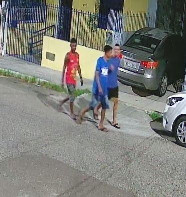 Polícia Civil divulga imagens de autores de furto de motocicleta na Região Central de Aracaju