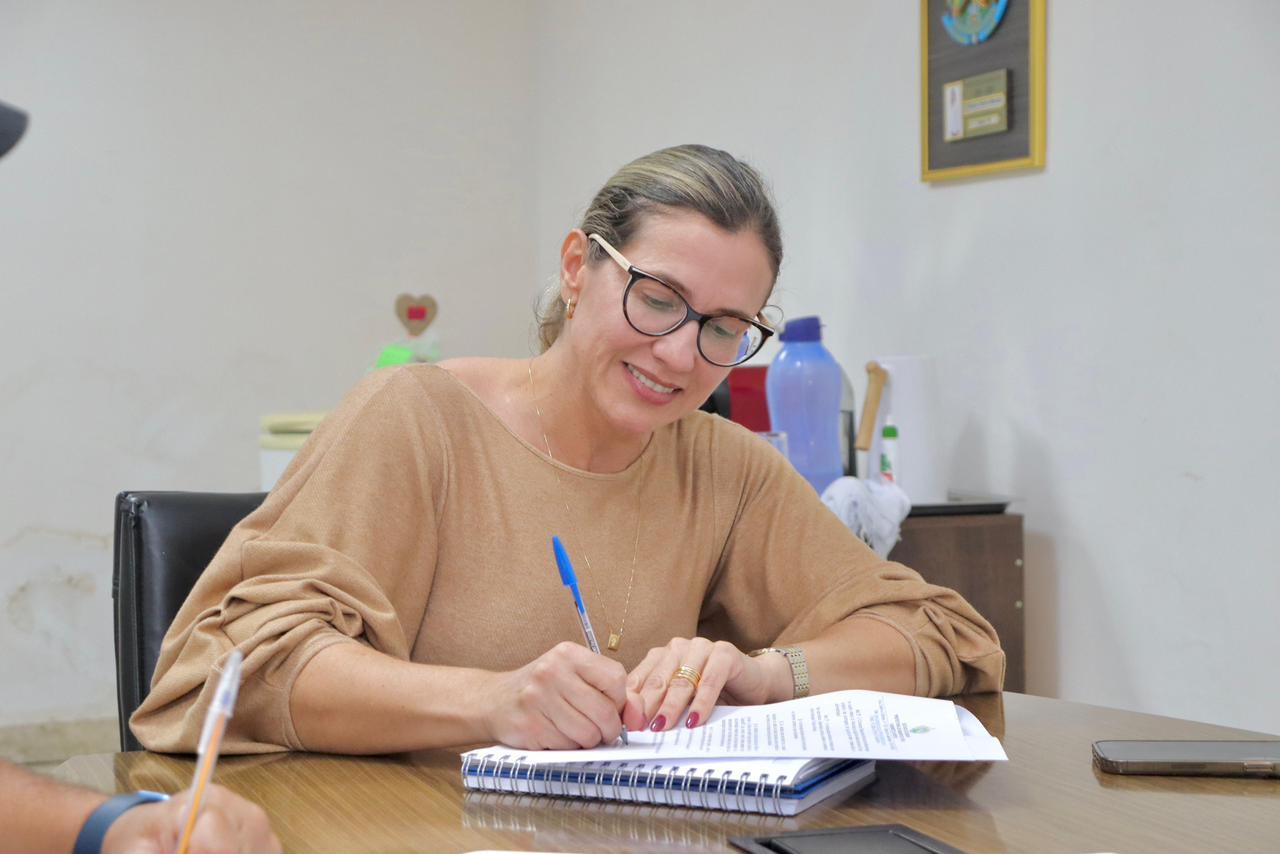 Prefeitura de Capela garante piso do magistério e reajuste de servidores que chega a 51,45%