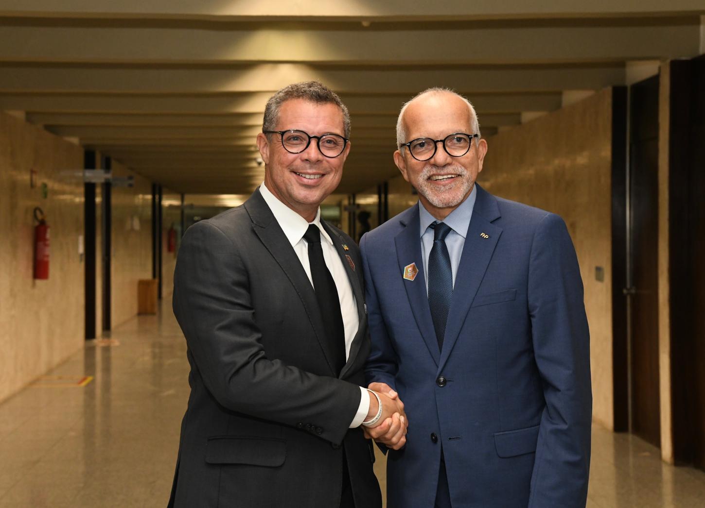Presidente da FNP, Edvaldo participa de ato pró-democracia no Congresso Nacional em memória do 8/1