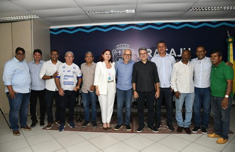 “Ver a concretização dessas assinaturas representa uma conquista incessante do nosso mandato