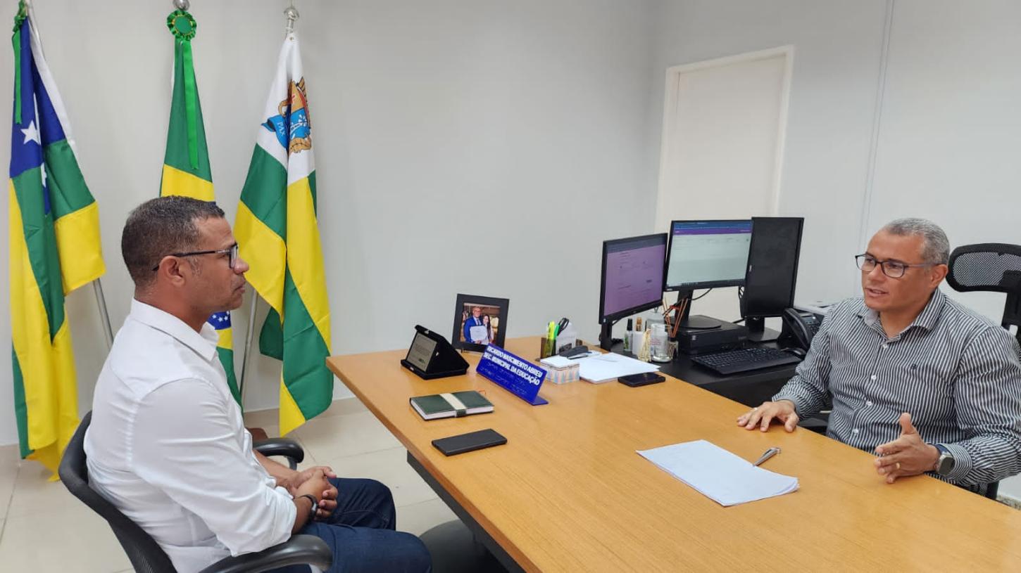 Vereador Sargento Byron dialoga sobre demandas para a Educação Especial em Aracaju
