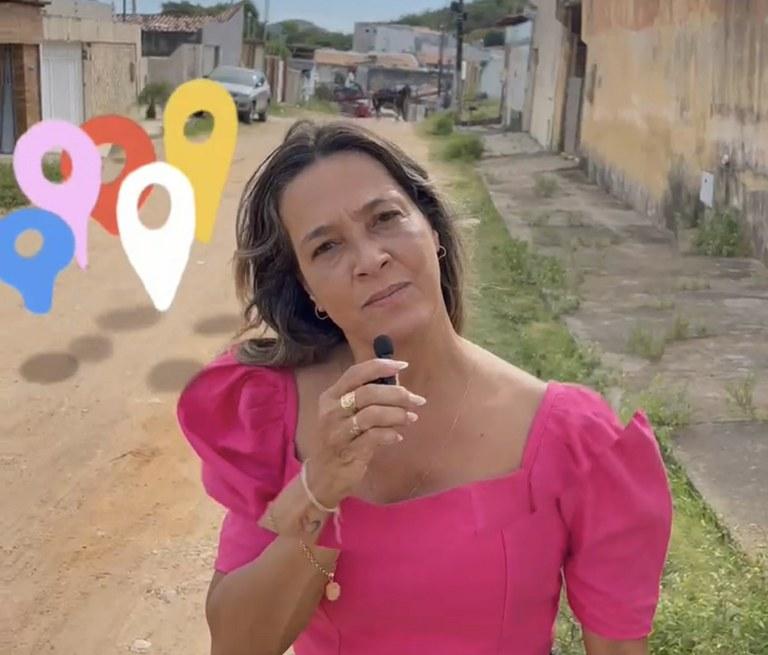 Vereadora Sheyla cobra pavimentação em ruas do Bairro Jabotiana