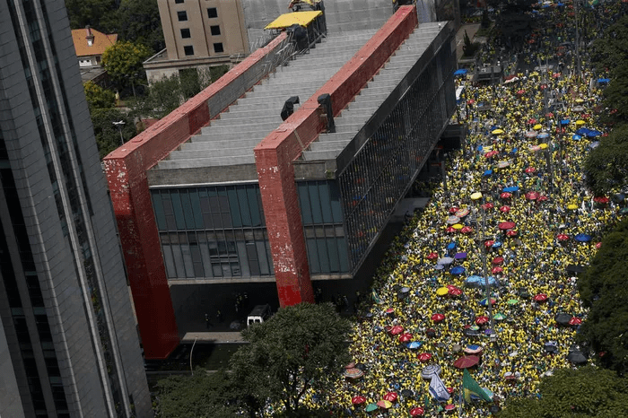 Ato reúne apoiadores de Bolsonaro em São Paulo; Ex-presidente negou tentativa de golpe de Estado