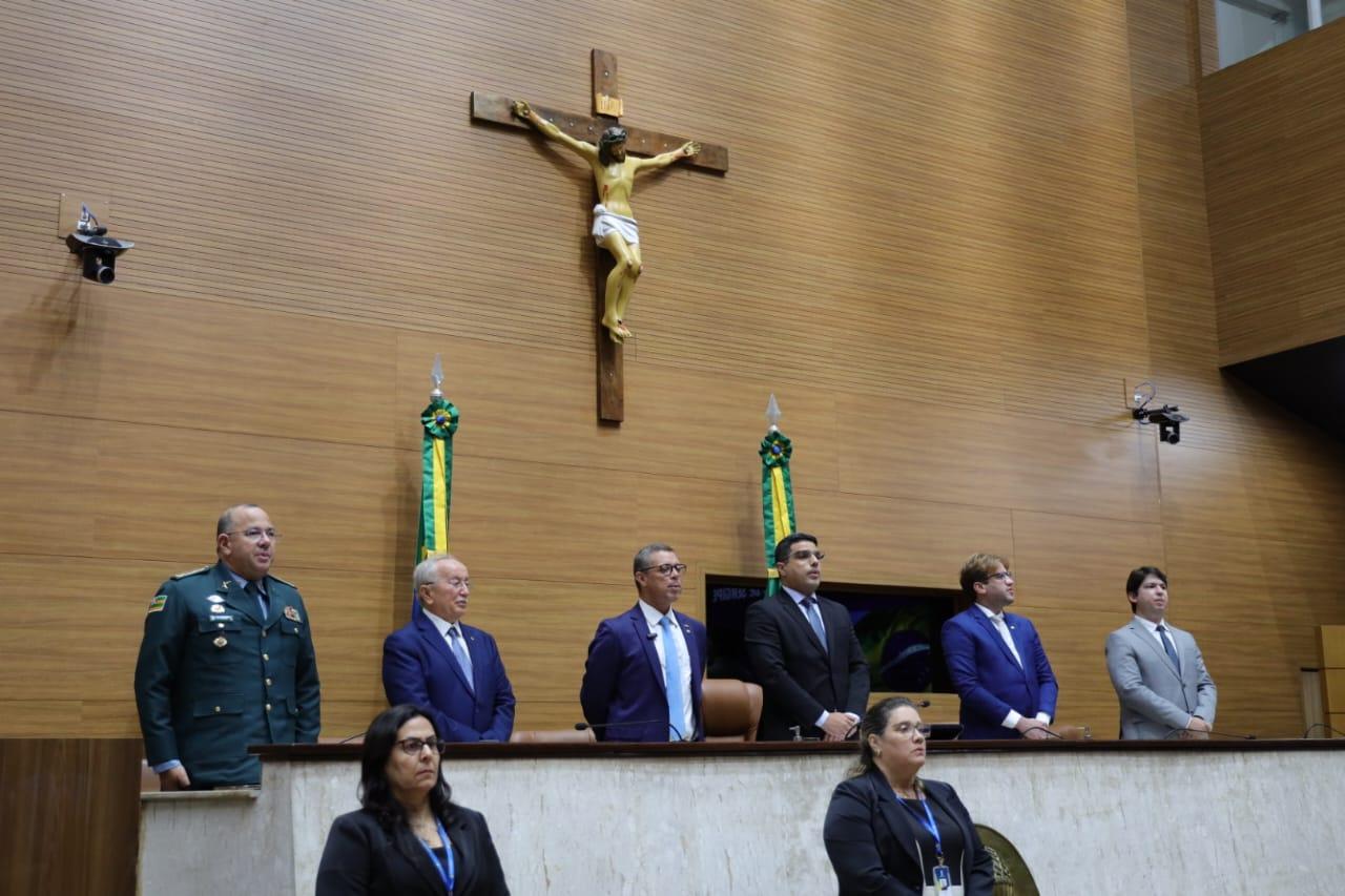 Deputados oficializam abertura dos trabalhos legislativos e Fábio anuncia projetos para 2024