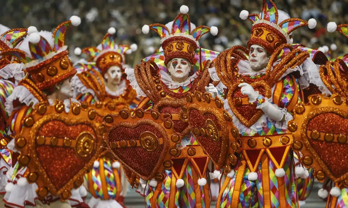 Escola de Samba Mocidade Alegre é a campeã do carnaval de São Paulo de 2024