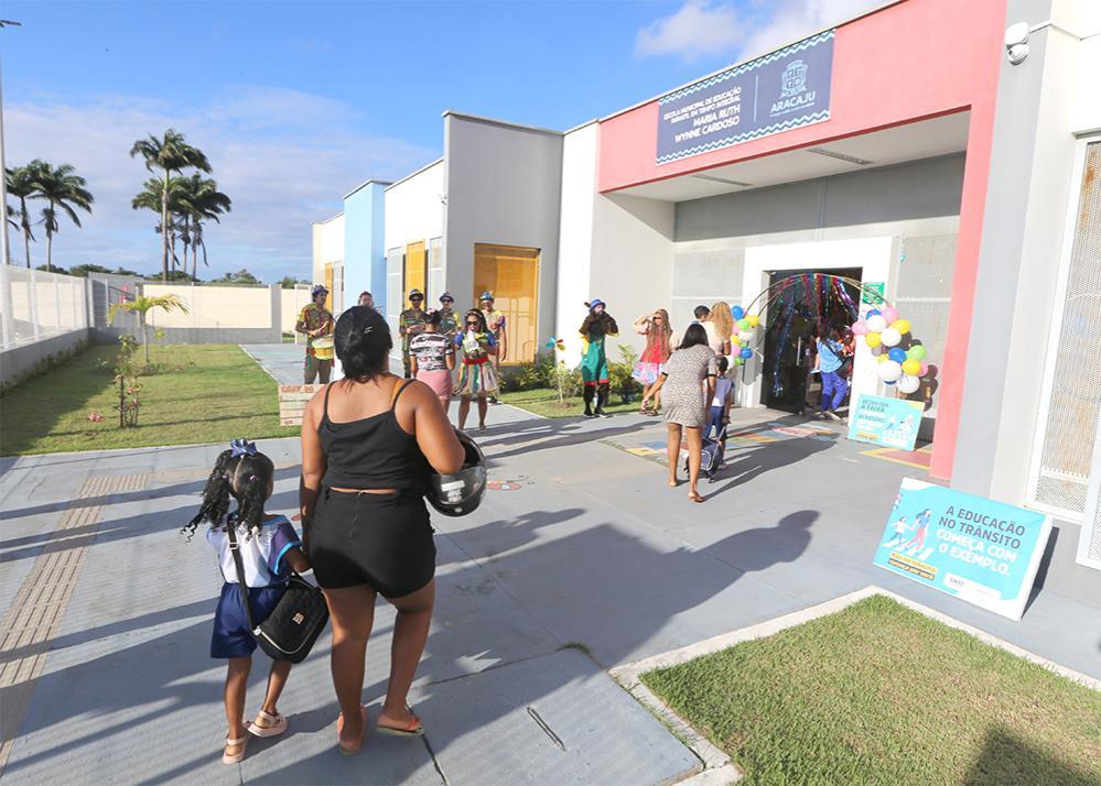 Escolas municipais iniciam ano letivo com mais de 31 mil alunos