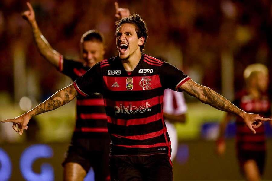  Flamengo vence o Bangu por 3 a 0 no Estádio Batistão em Aracaju