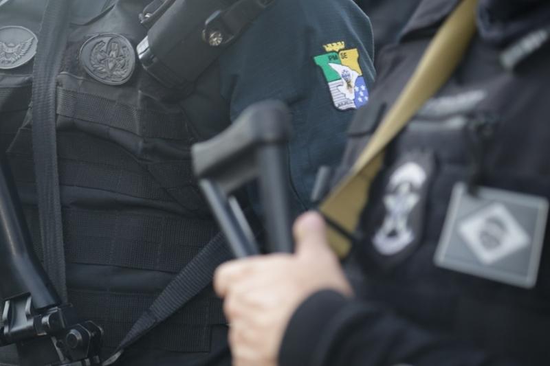 Homem morre em confronto com policiais do Getam e mulher é presa por receptação em Itabaiana