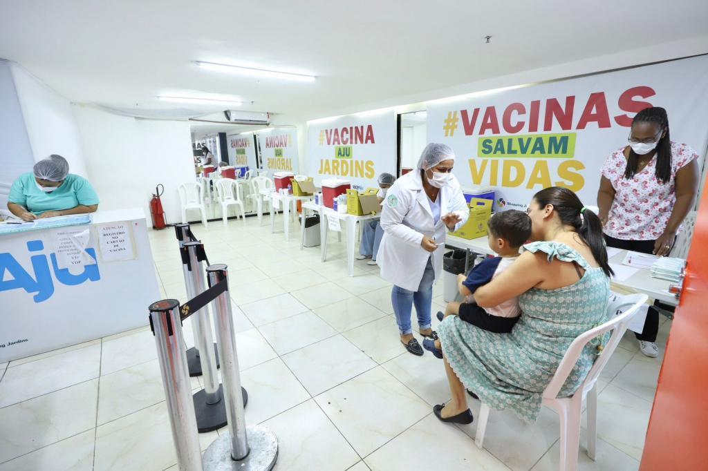Aracaju retoma pontos de vacinação em shoppings a partir deste sábado