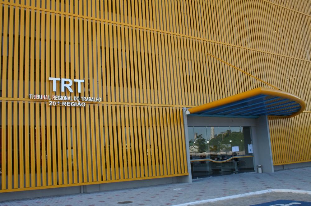 Justiça condena AlmavivA por limitar uso de banheiro pelos empregados