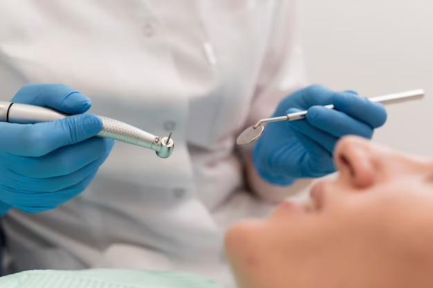 Saúde bucal: entenda a importância do pré-natal odontológico para mães e bebês