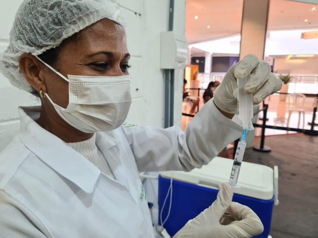 Secretaria de Saúde de Aracaju começa a vacinar contra a gripe nesta segunda