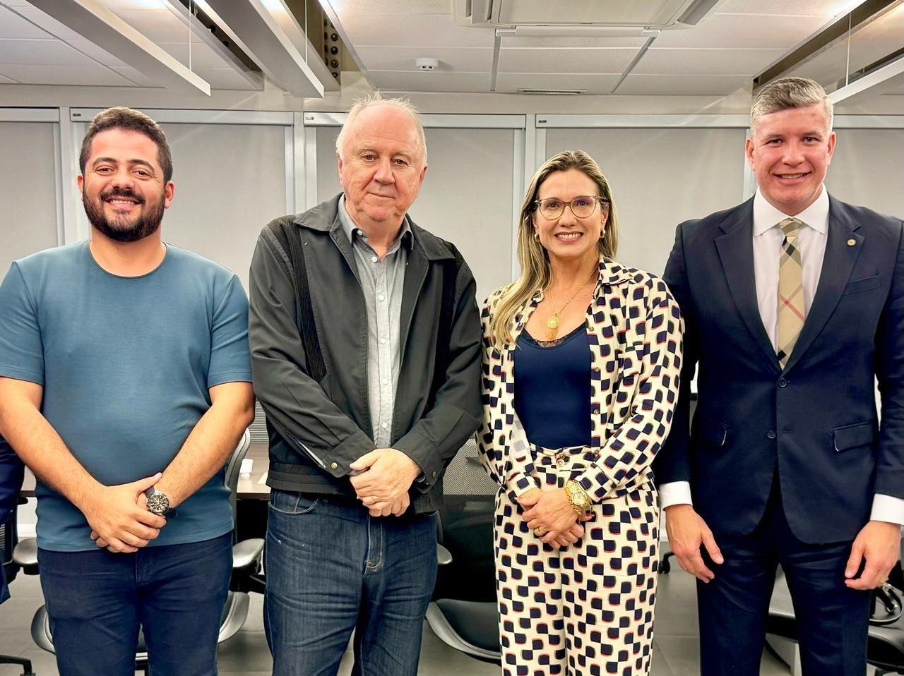 Trabalho pelo municipalismo brasileiro coloca Silvany Mamlak como única mulher na nova diretoria da CNM