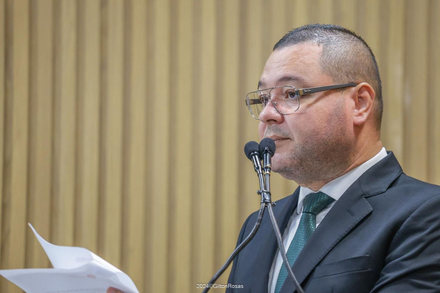 Vereador chama a atenção ao tempo de espera no Hospital Nestor Piva