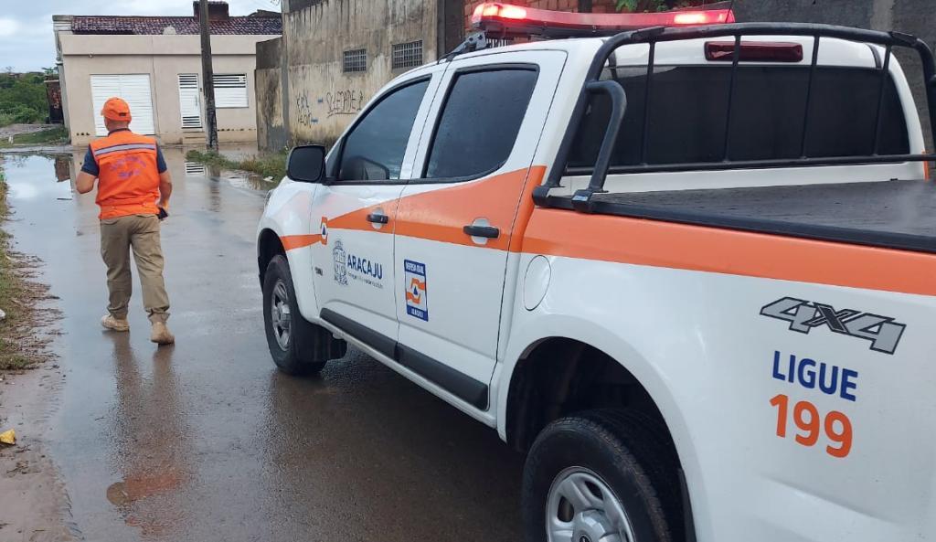 Defesa Civil emite um alerta para chuvas moderadas e raios nas próximas 24 horas em Aracaju