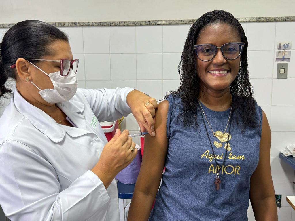 Prefeitura dá continuidade ao cronograma de vacinação para trabalhadores de órgãos públicos em Aracaju