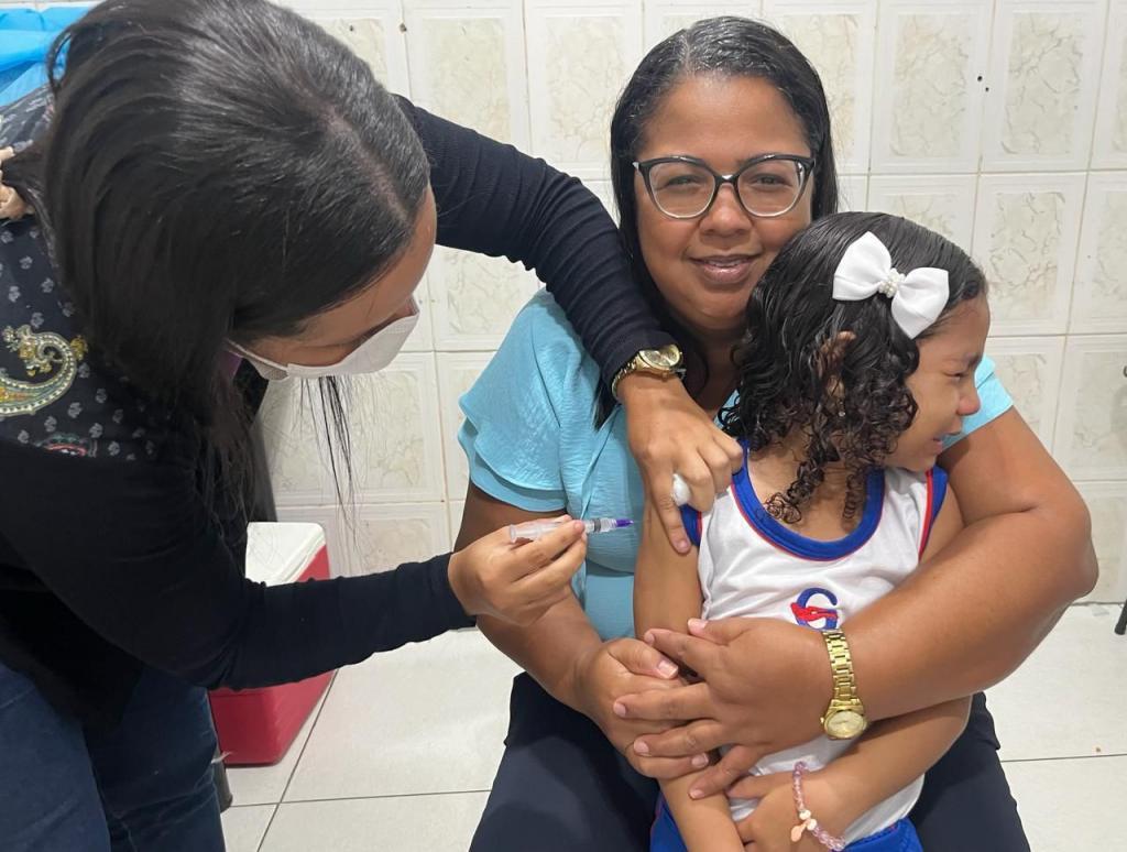 Prefeitura segue com ação de vacinação nas escolas de Aracaju