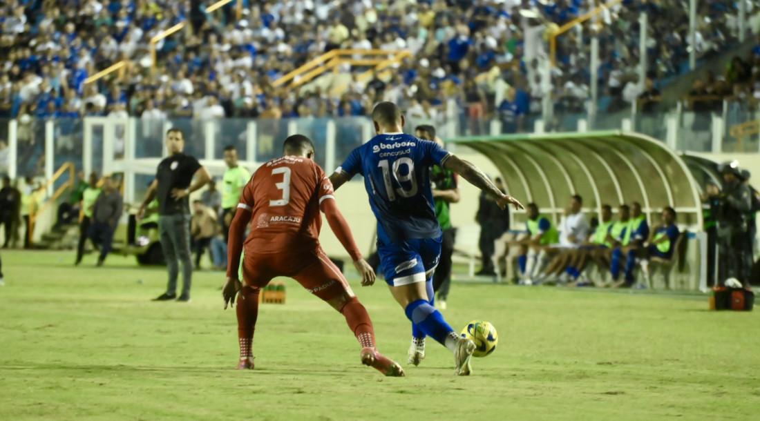 Sergipe e Confiança empatam na final do Sergipão; Milhares de torcedores compareceram à Arena Batistão