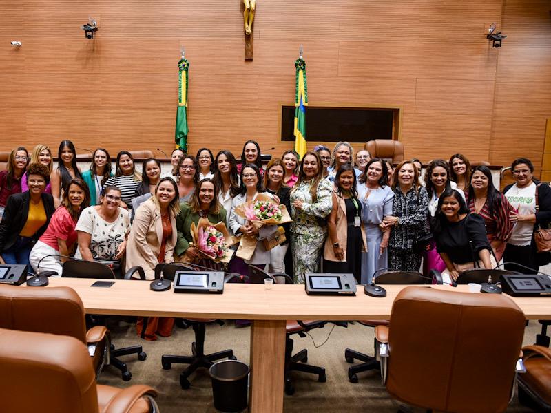 Vereadores atendem demandas da comunidade de Salgado com aprovação de indicações