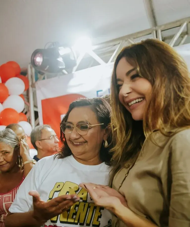 “A esperança não anda só”, disse Candisse à Carminha em evento que reuniu as duas pré-candidatas em Socorro
