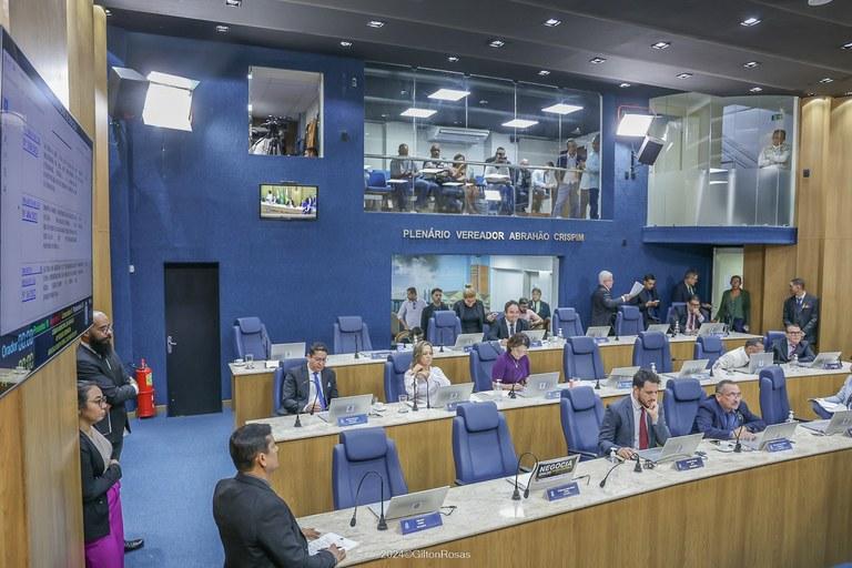CMA aprova PL que prevê a distribuição gratuita de sutiãs para pessoas que passaram por mastectomia